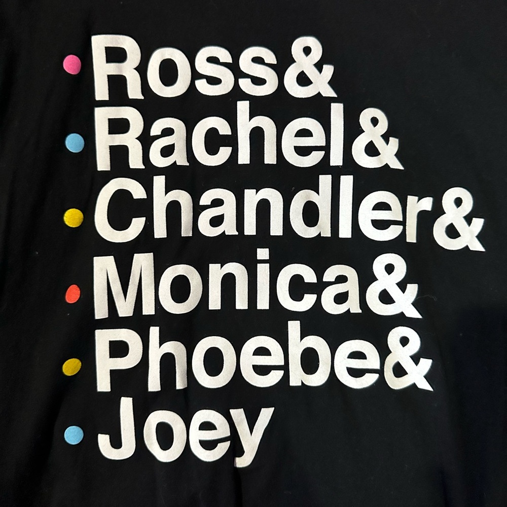 Hot Topic tee - Picture 3 of 5